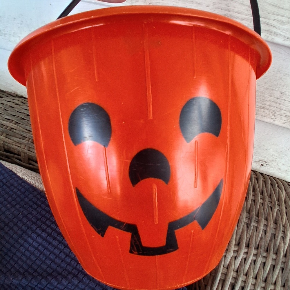 Vintage Plastic JOL Pumpkin Bucket Unique Deep Red Orange EVC